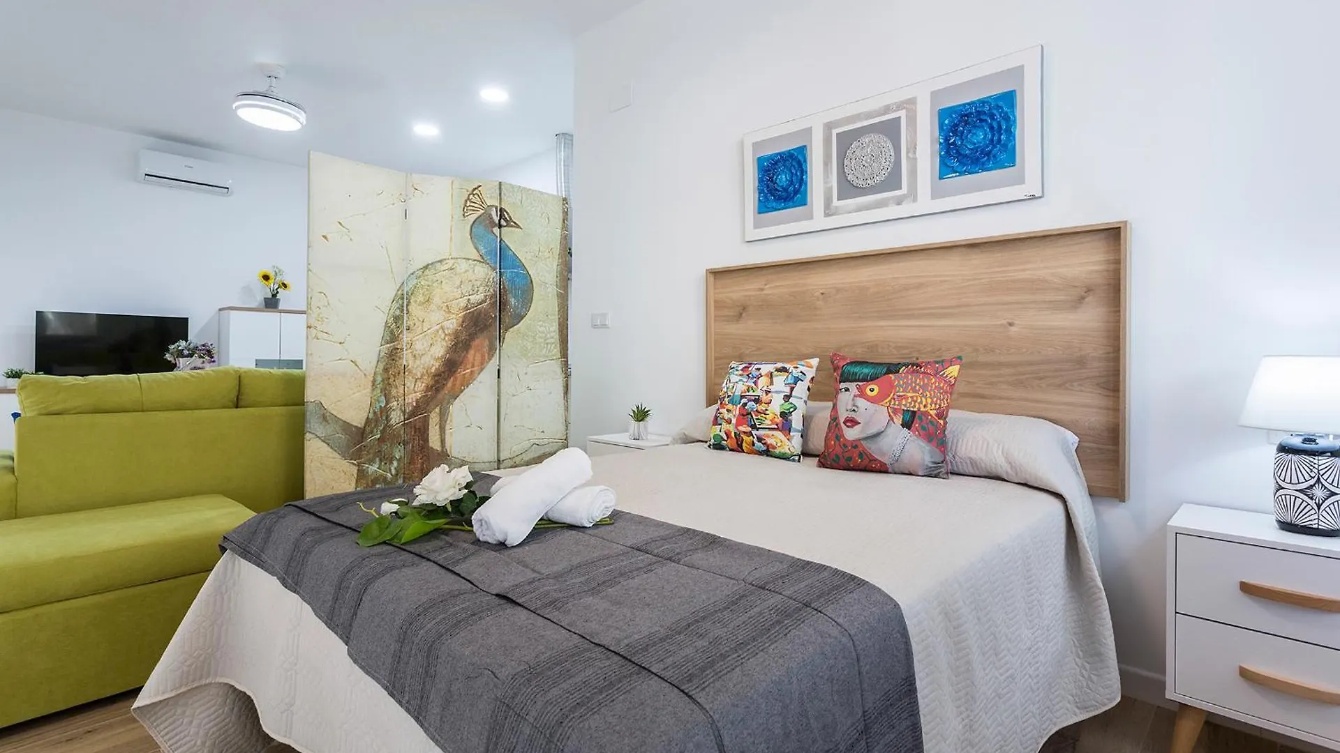 Estudio Moderno Playa Victoria Cadiz 0*,  Spain
